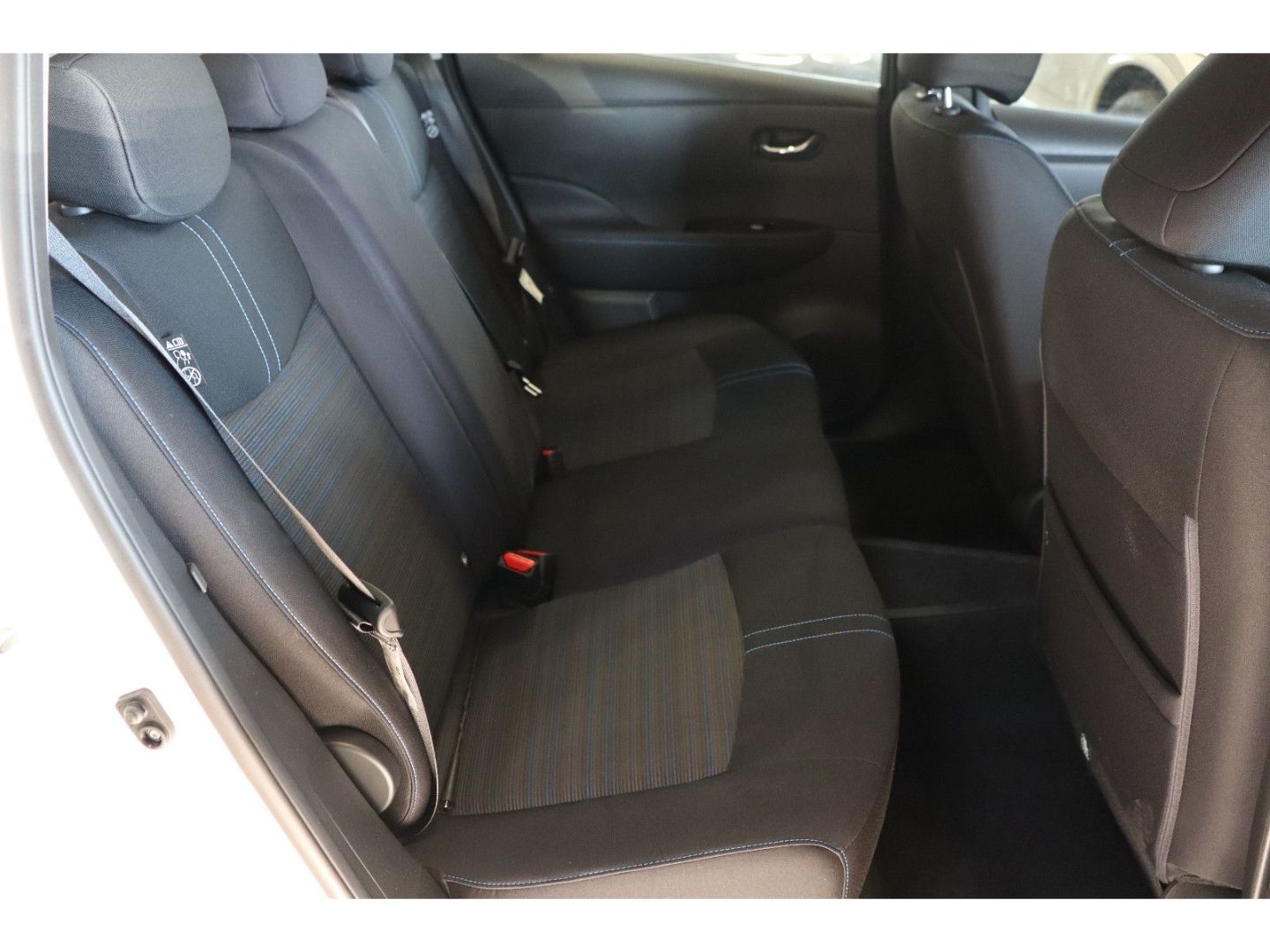 Fahrzeugabbildung Nissan Leaf 40 kWh Connect EV ACC Blis DAB Navi Kamera