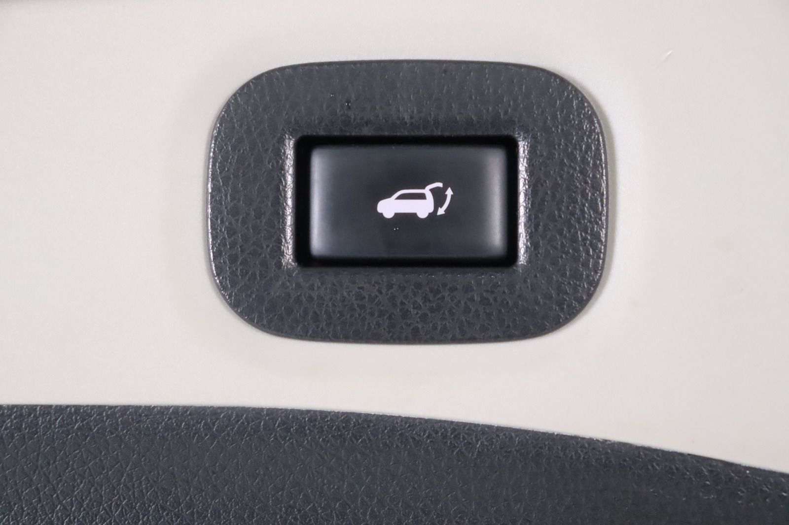 Fahrzeugabbildung Nissan X-Trail 1.6 dCi 360° 4x4 Allrad * HU/AU neu