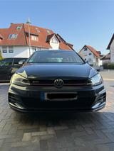 Volkswagen Golf 2.0 TSI GTI, SHZ, AHK, 8-fach, Handschalter - Volkswagen Gebrauchtwagen in Cottbus