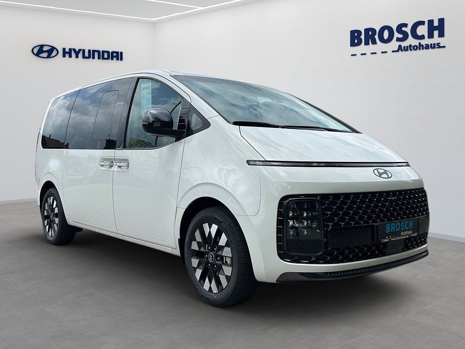 Fahrzeugabbildung Hyundai STARIA HEV 7SITZER 1.6T 6AT SIGNATURE PANO BOSE+