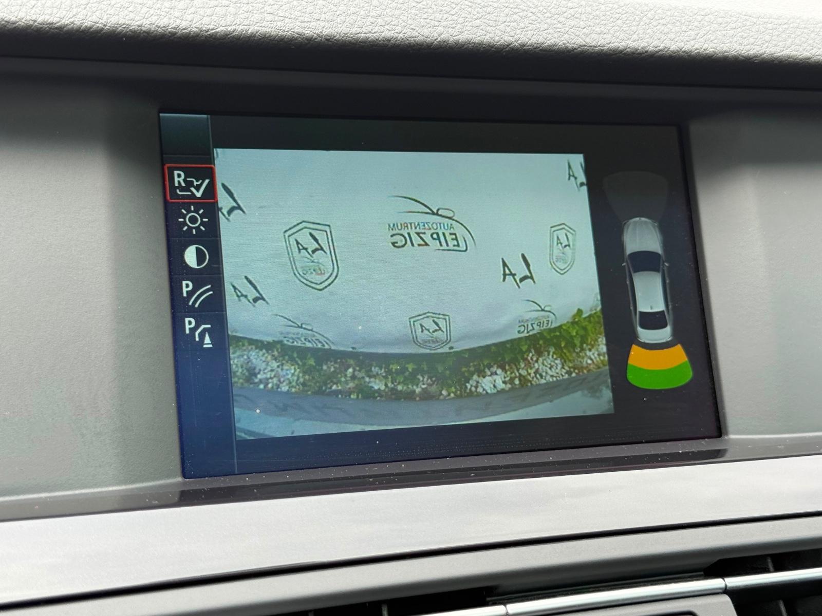 BMW 520i Limousine 1HA*SCHIEBDACH*KAMERA*WENIGKM*TÜV