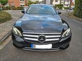 Mercedes-Benz E 200 T Autom. - Avantgarde  - Mercedes-Benz E 200: Von Privat