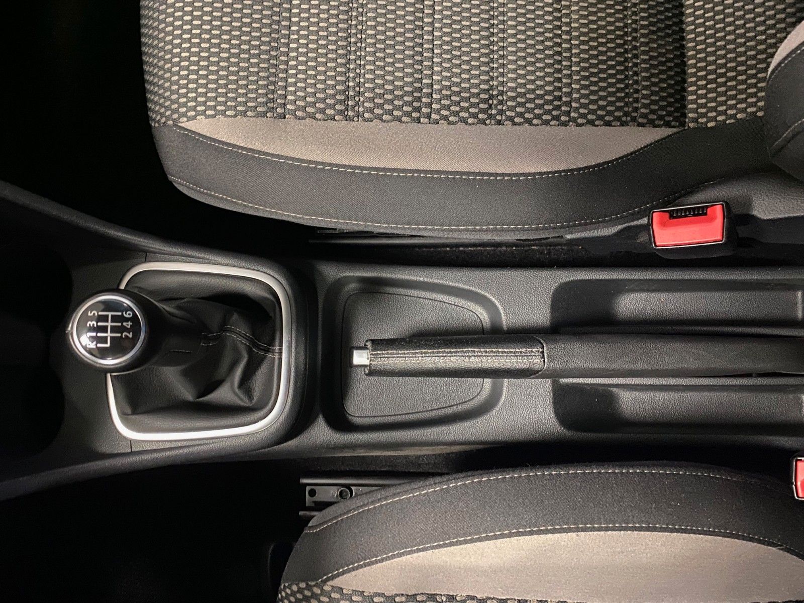 Fahrzeugabbildung Volkswagen Polo 1.2 TSI CrossPolo 1.Hand+17"Alu+CHECKHEFT++