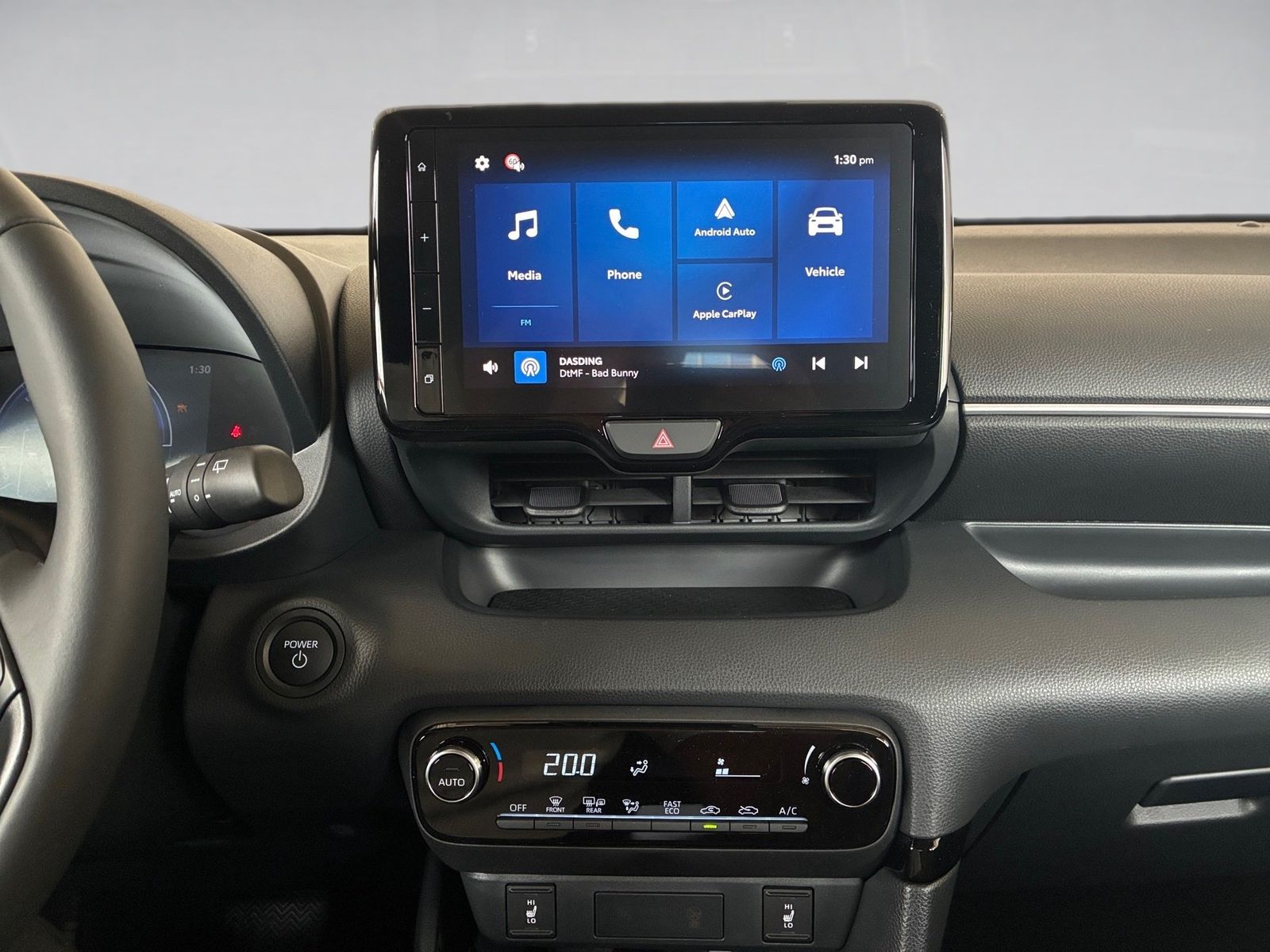 Fahrzeugabbildung Toyota Yaris 1.5 Teamplayer Kamera,LED,SHZ,ACC,Keyless