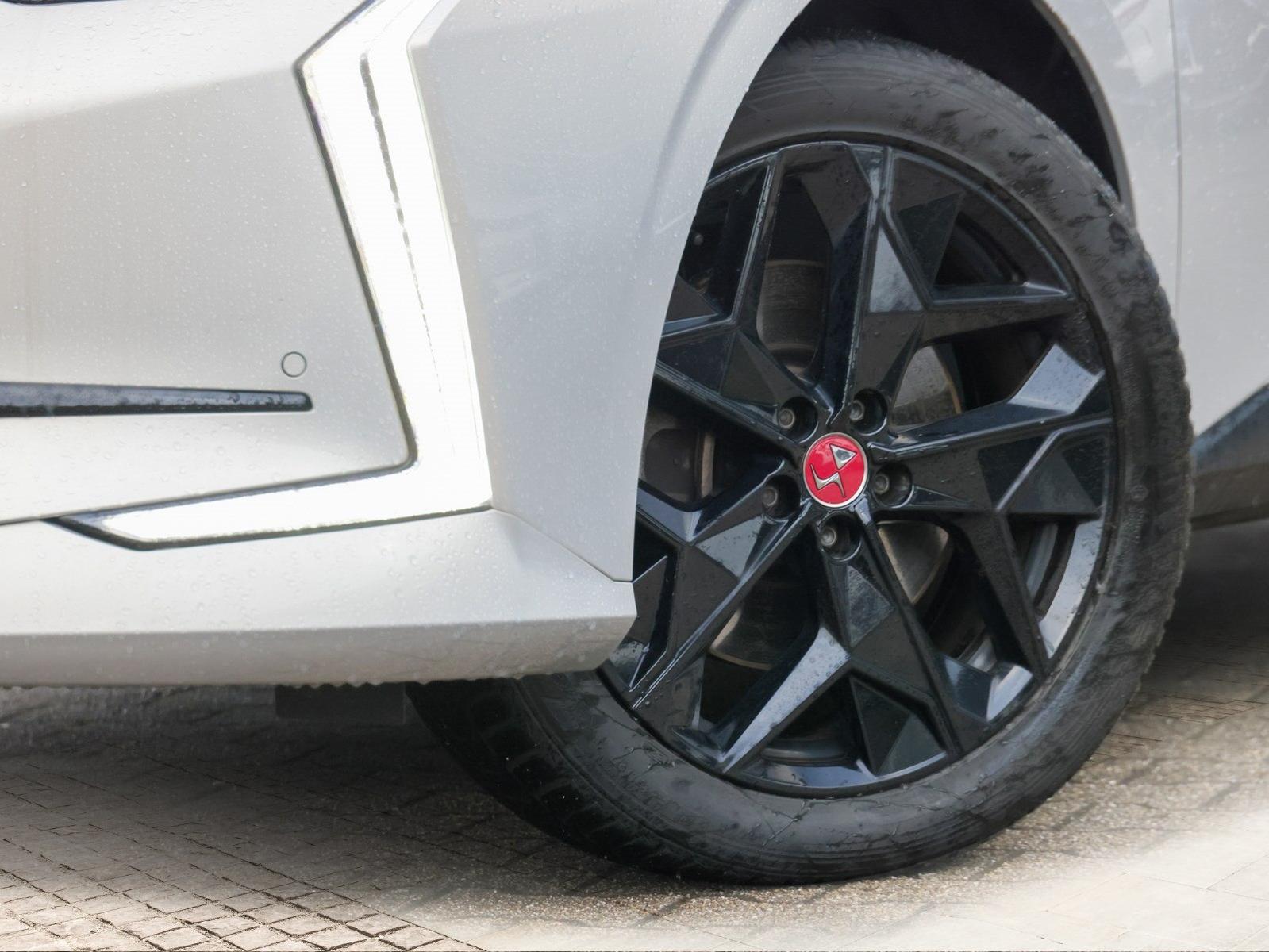 DS Automobiles DS4 1.6 Plug-in Performance Line+ 225 Sitzh./ Ke