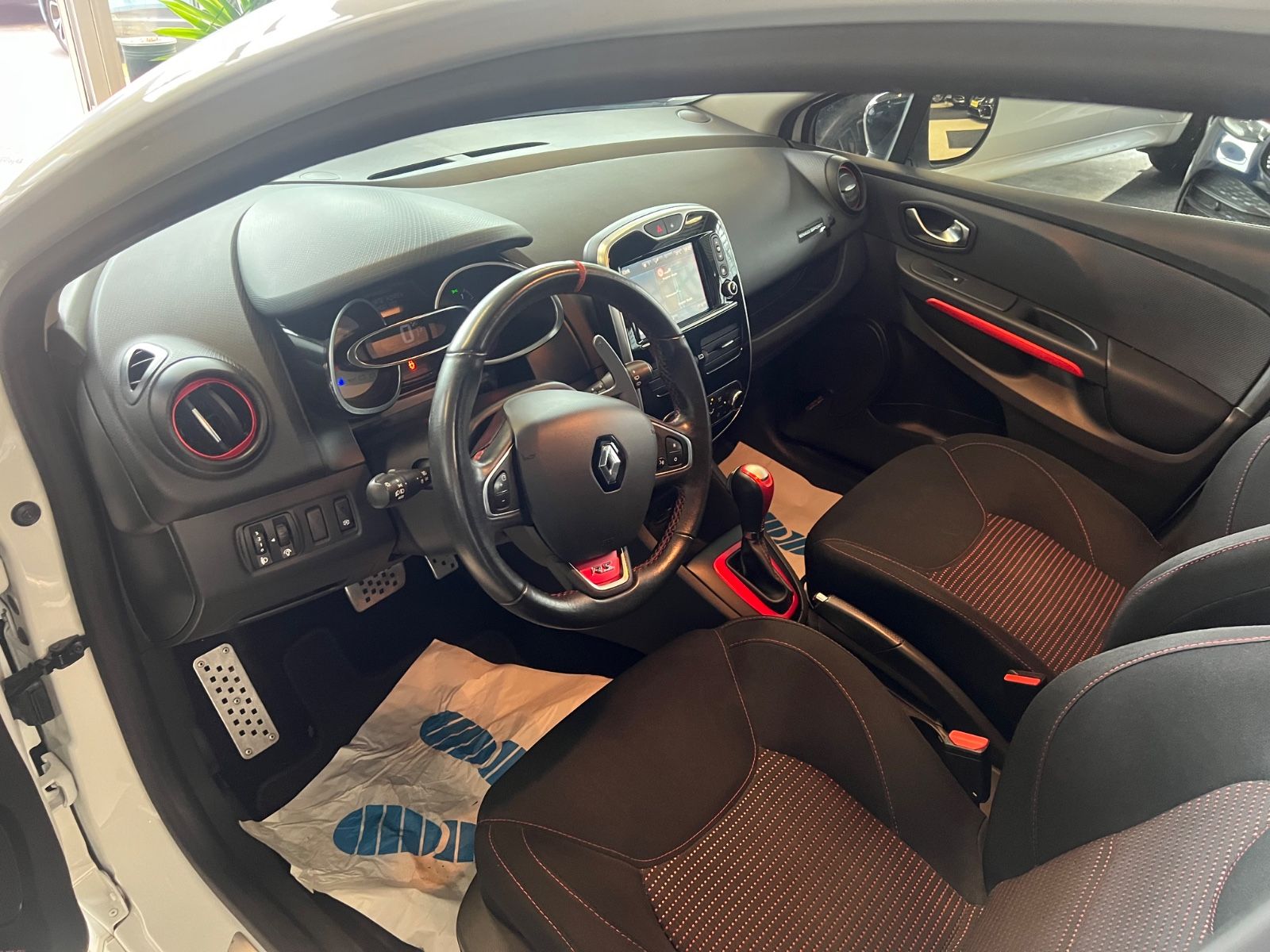 Fahrzeugabbildung Renault Clio IV RS Renault Sport
