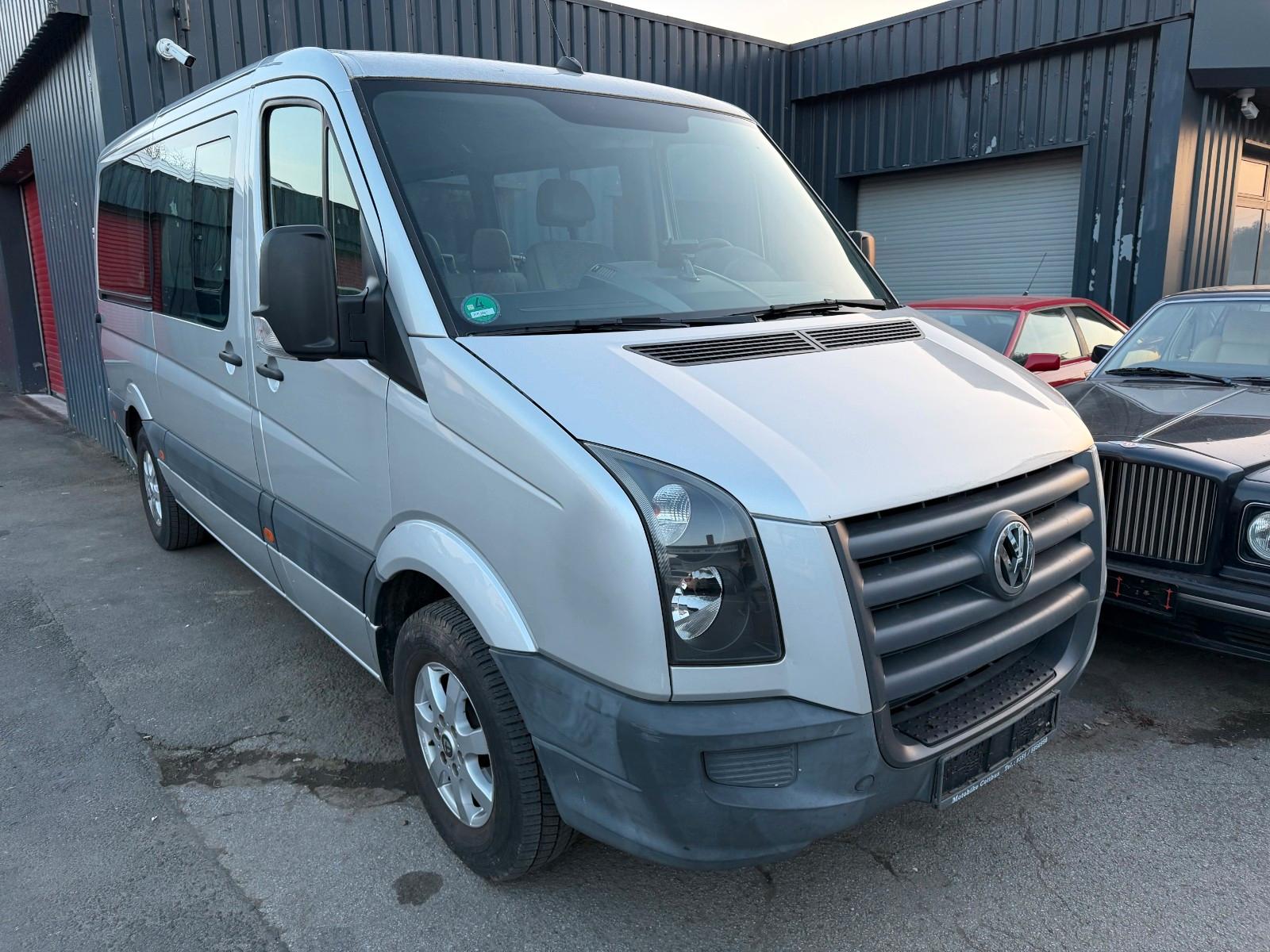 Volkswagen Crafter 9 Sitzer/Kamera/AHK