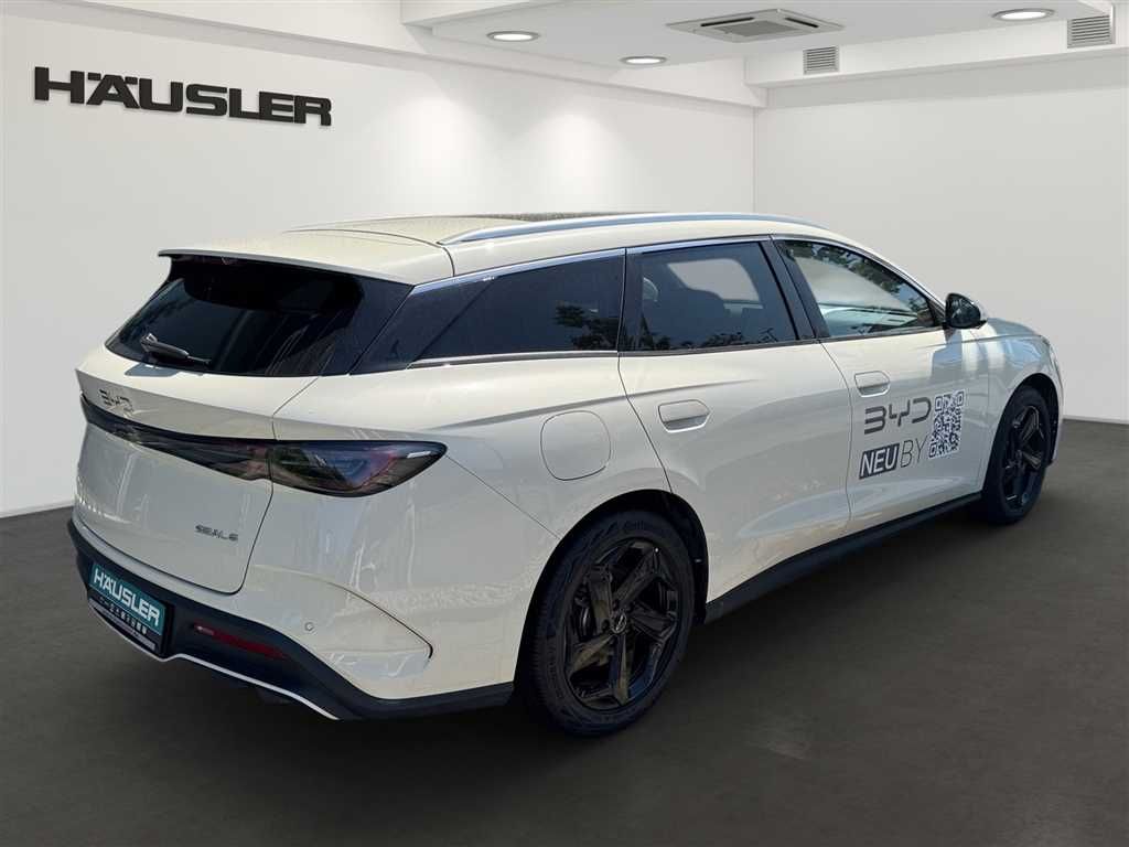 BYD SEAL 6