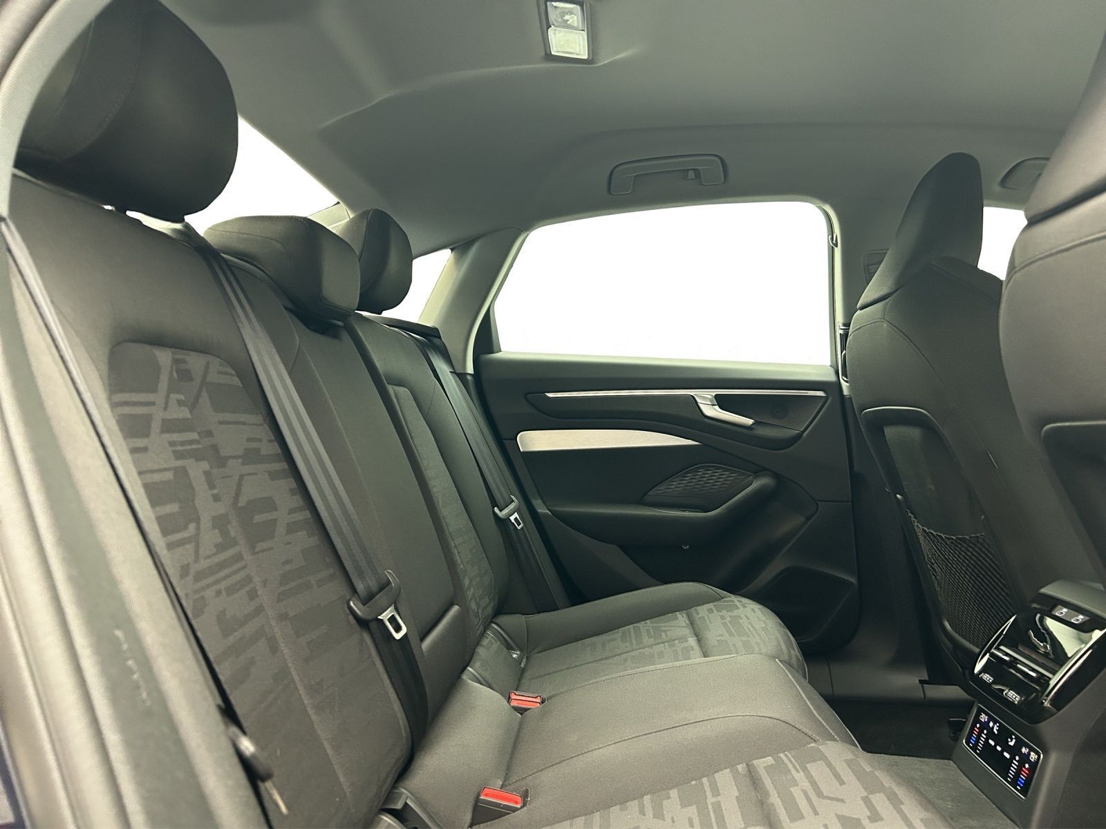 Audi A6 - Bild 15
