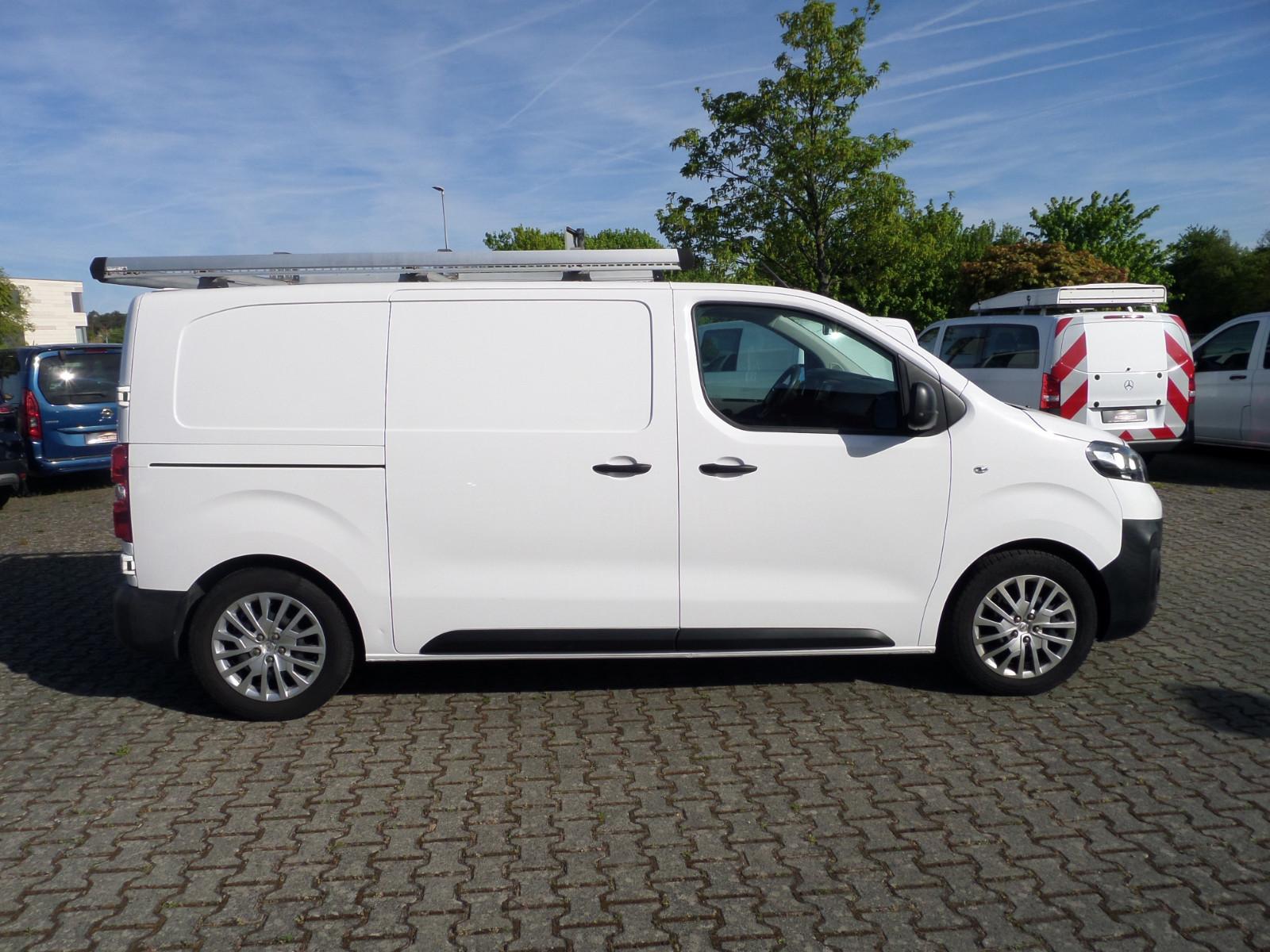 Opel Vivaro 1.5d Edition+Regale+Dachträger+Klima