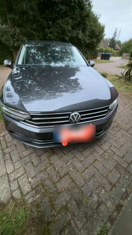 Image of Volkswagen Passat