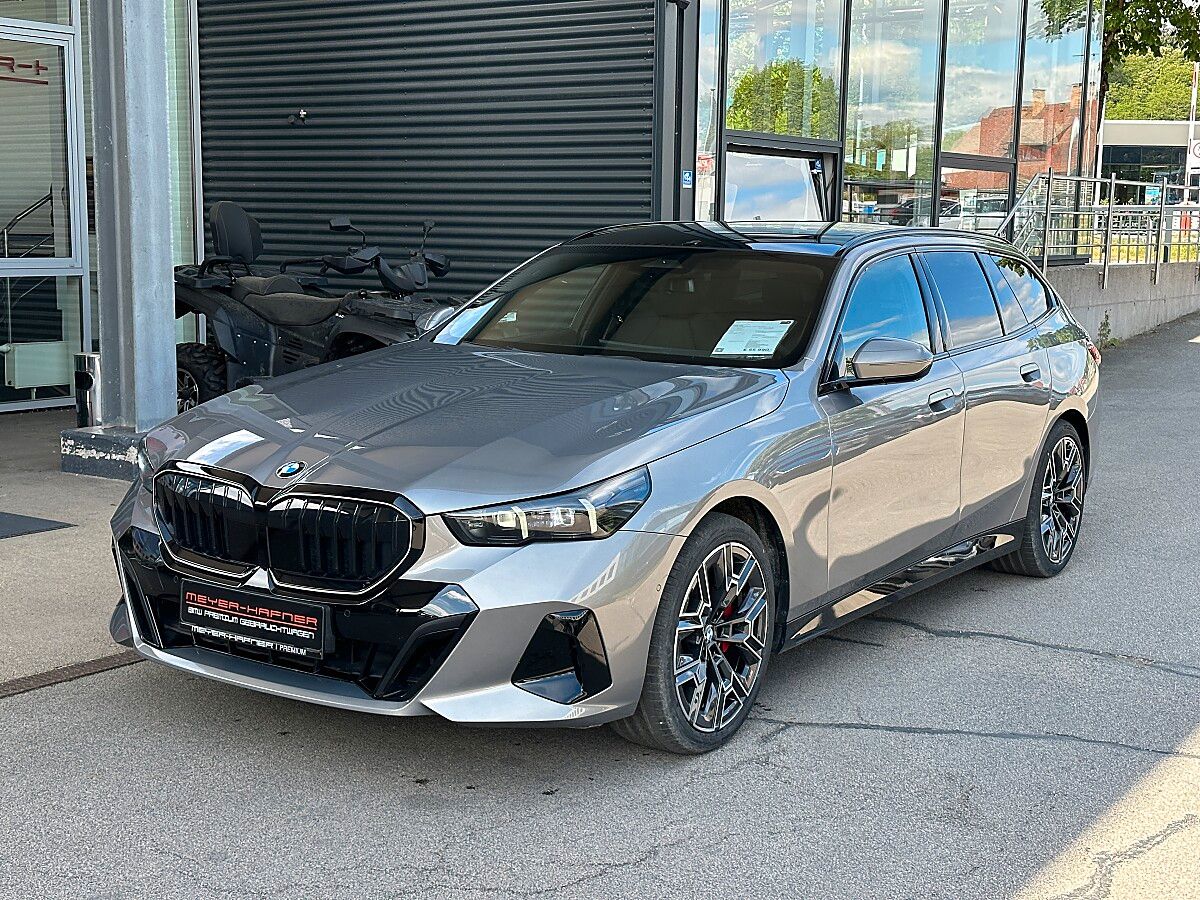 BMW 520i Touring M-Paket PRO Aut. / Iconic Glow /...