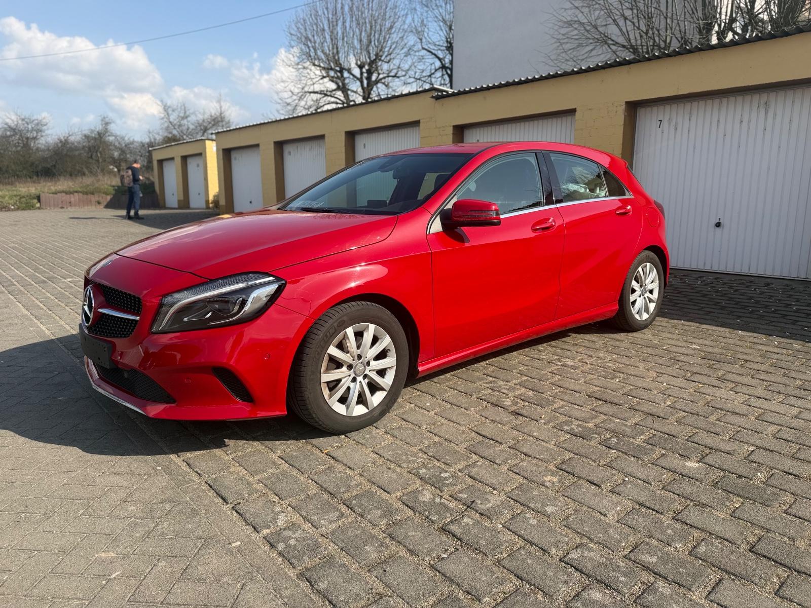 Mercedes-Benz A 180 A A 180 BlueEfficiency