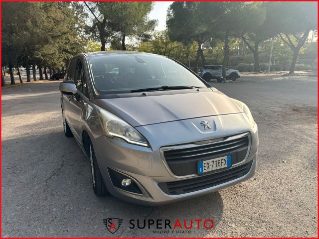 Peugeot 5008 1.6 HDi 115CV Allure