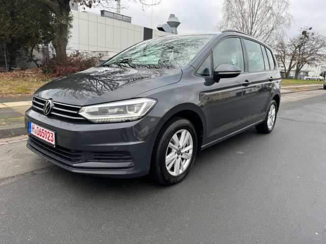 Volkswagen Touran Comfortline 1 Hand/LED/ACC/KAMER/NAVI/AHK