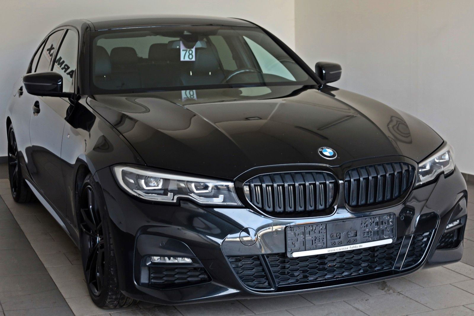 Fahrzeugabbildung BMW 320 i M Sport, T.Leder,Navi,LED,SH,Kamera