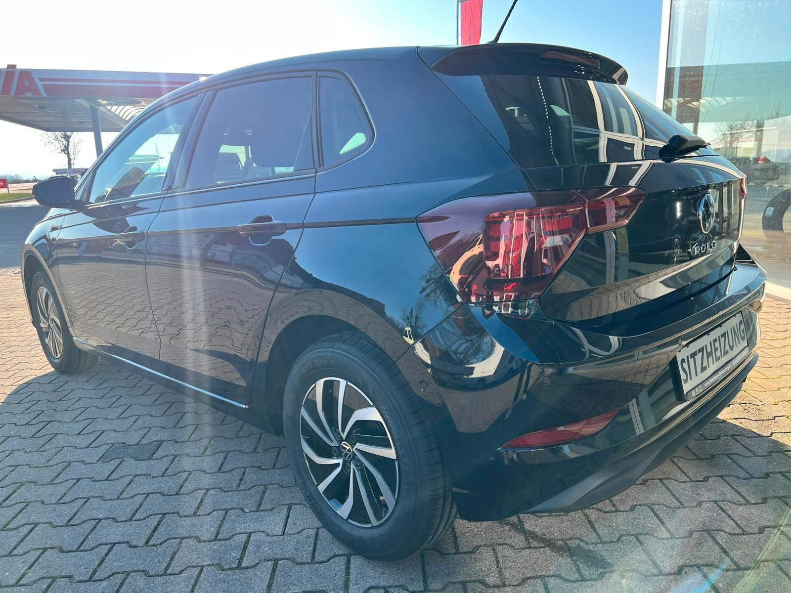 Volkswagen Polo 1.0 TSI Life LED ACC RFK SIDE TRAVEL ALU 2Z