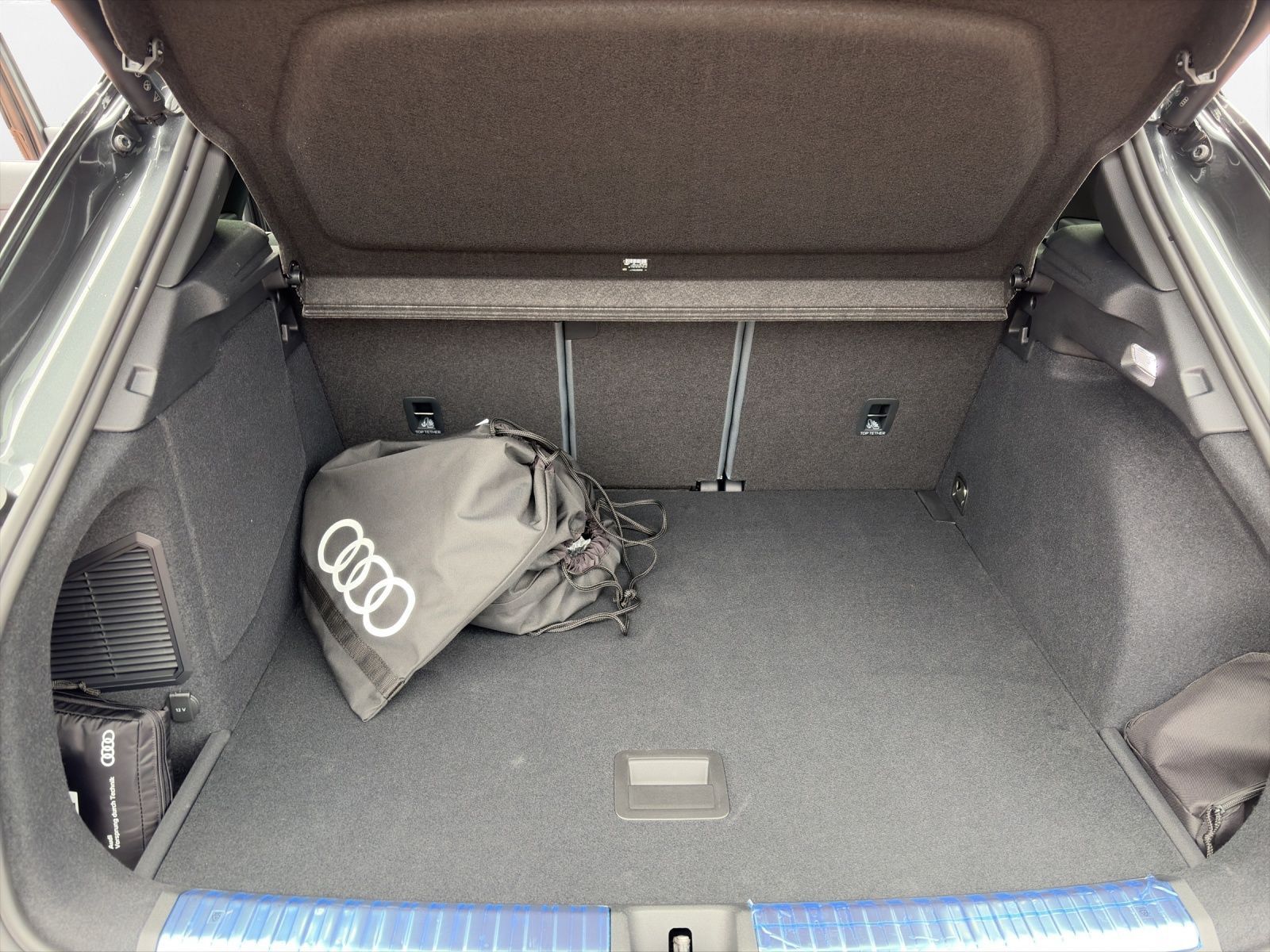 Audi Q3 SUV e-hybrid TECHPRO+PANO+HUD+DIGI-MATRIX+ foto 10