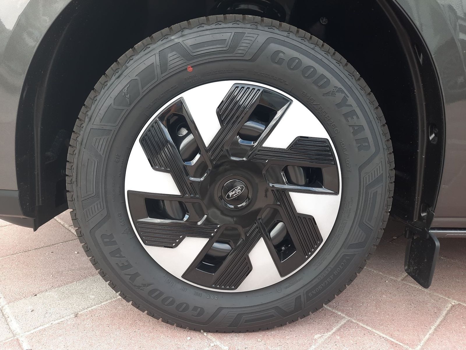 Ford Transit Custom - Bild 10