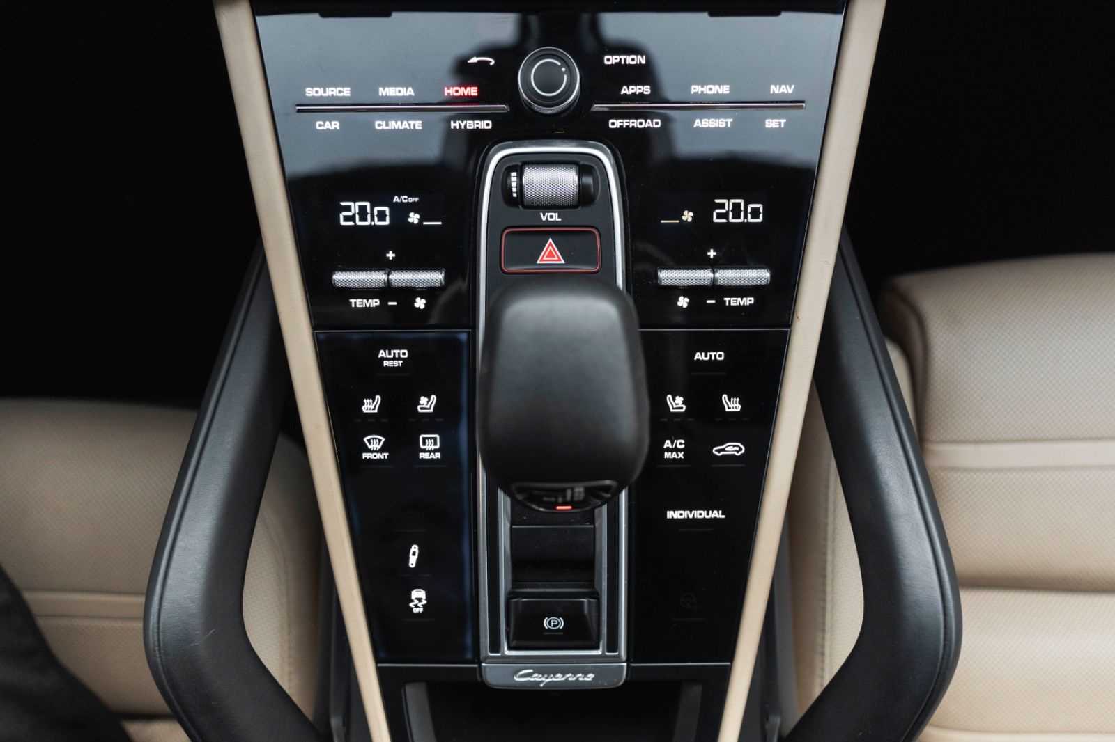 Fahrzeugabbildung Porsche Cayenne E-Hybrid SPORT-CHRONO BURMESTER 360° LED