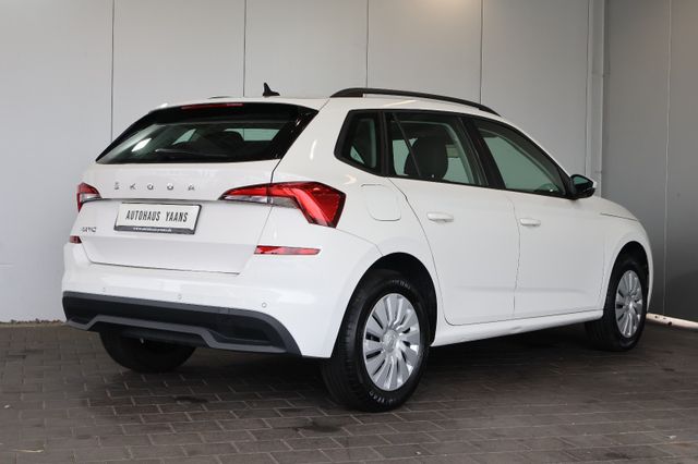 Skoda Kamiq Active 1.0 TSI CARPLAY+FRONT+LED+LANE