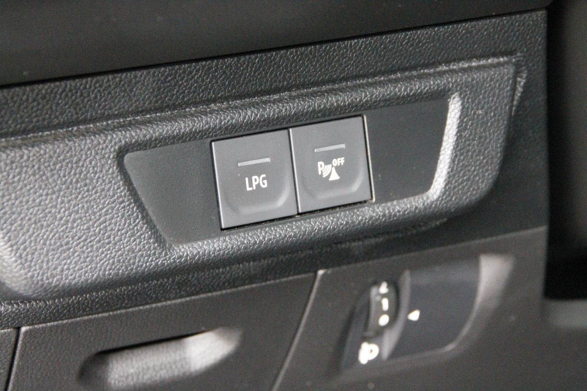 Fahrzeugabbildung Dacia Sandero III 1.0 TCe 100 ECO-G Stepway Comfort