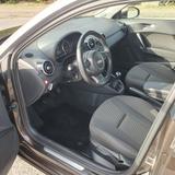 Audi A1 1.6 TDI 66kW Attraction Sportback Attraction - Audi A1: Braun