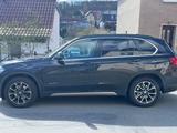 BMW X5 xDrive40d - - BMW X5: 4.4