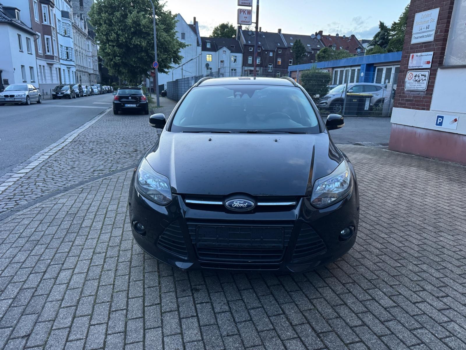 Ford Focus Turnier Sync Edition/Automatik