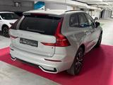 Volvo XC60 B5 Plus Dark AWD H&K Sound Assist AppCar360 - Volvo XC60: Plus Dark