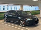 Audi S3 8V Sportback (Audi exclusive)-fast Voll - Audi S3: Sportback