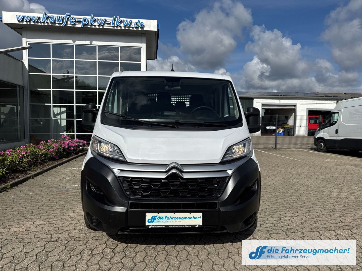 Fahrzeugabbildung Citroën Jumper Pritsche Doppelkabine DAB Spurhalteass. N