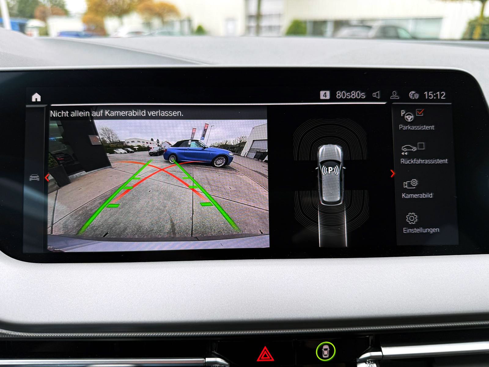 Fahrzeugabbildung BMW 118i Steptronic Advantage LED SHZ KAM PDC NAV BT