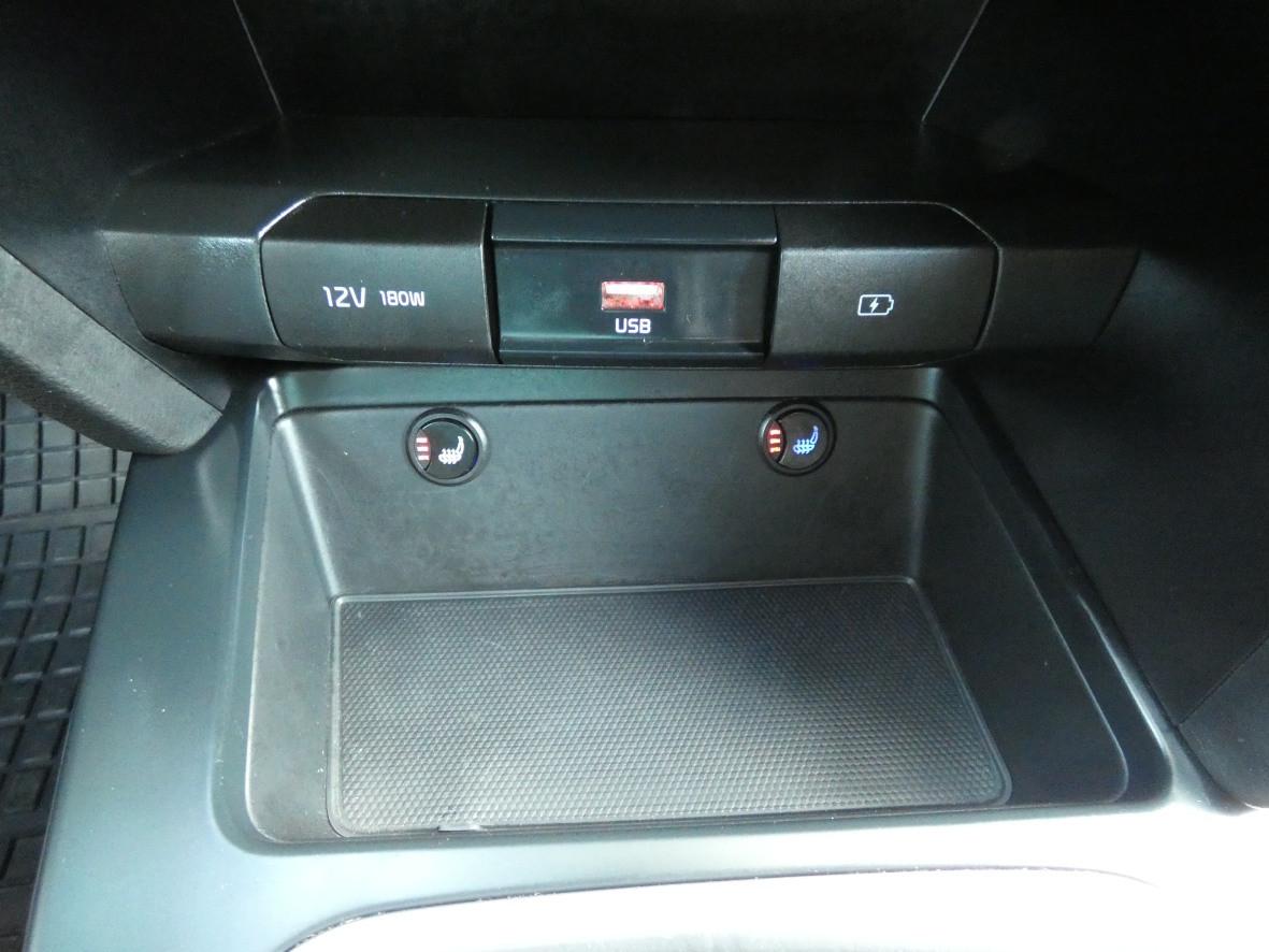 Kia cee'd SW 1.5 T-GDI Kamera LM PDC LED Klima SHZ