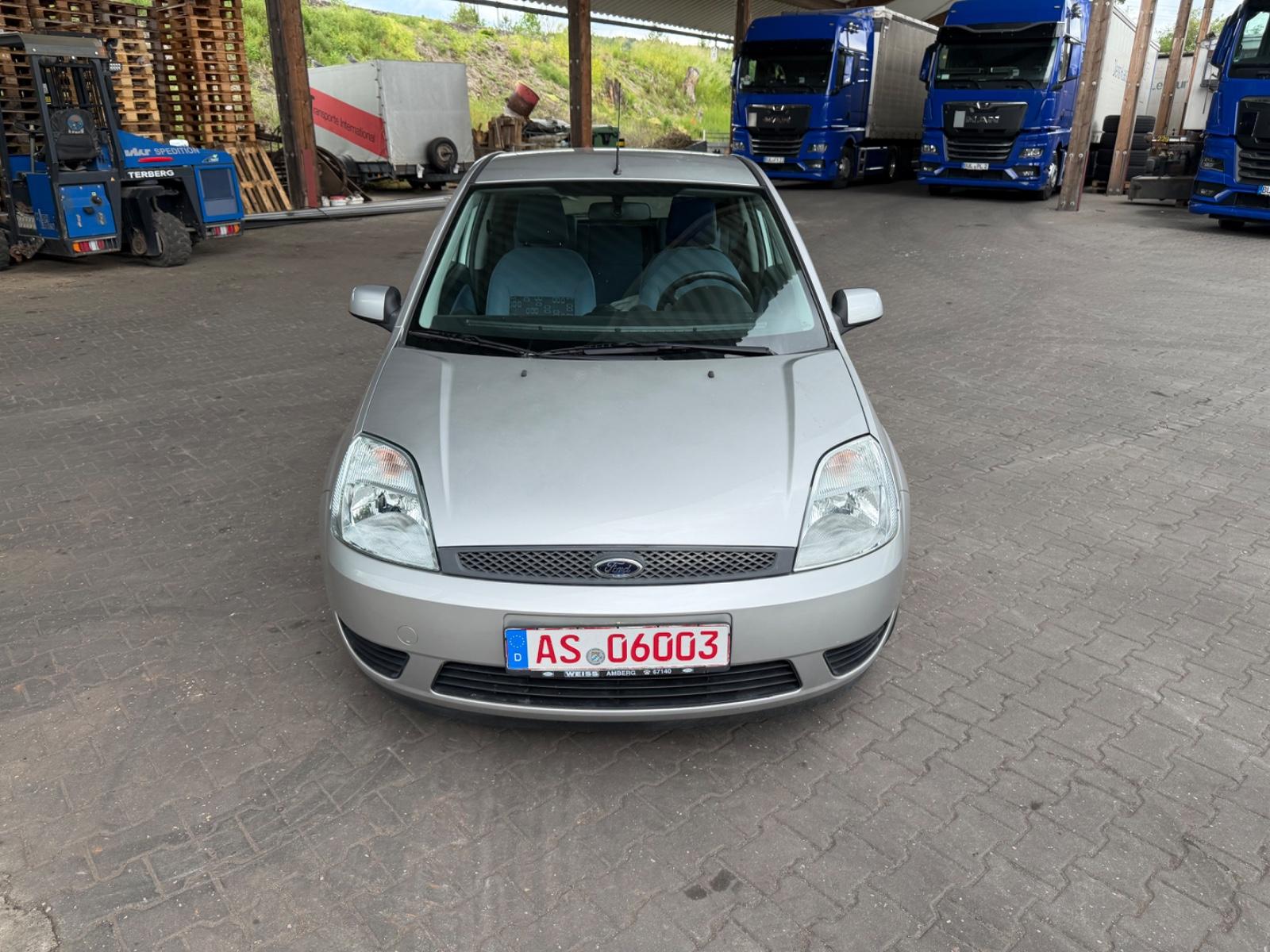 Ford Fiesta 1.4 16V Ambiente/Tüv Neu/Klima