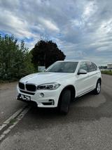 BMW X5 xDrive 30d 7Sitzer - BMW X5 Gebrauchtwagen in Freiburg
