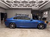 BMW M5 F10 LCI  - BMW: M10