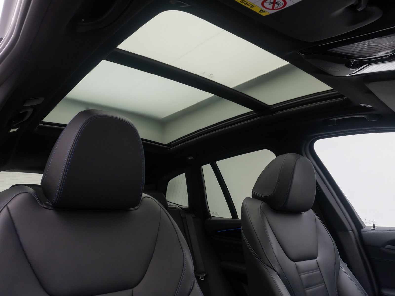 Fahrzeugabbildung BMW iX3 IMPRESSIVE 360° HUD H/K DAB Komfort Panorama