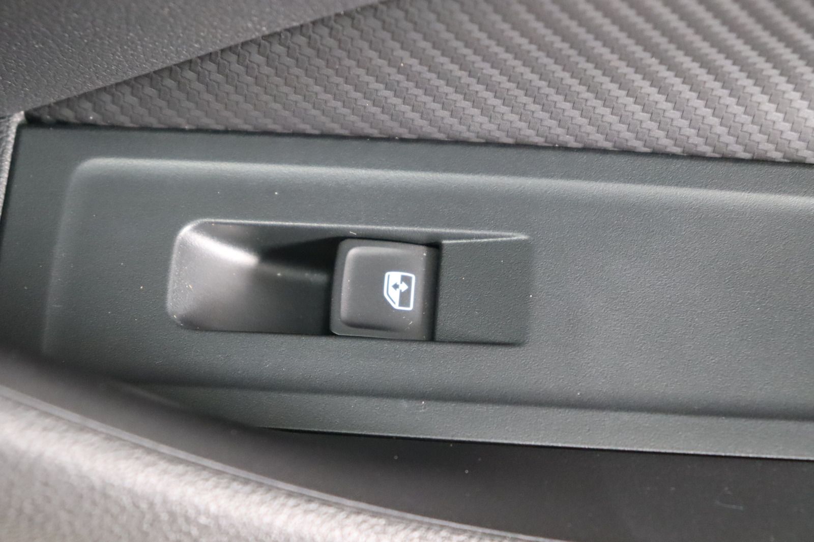 Fahrzeugabbildung SKODA Scala 1.0 TSI Sportback Monte Carlo