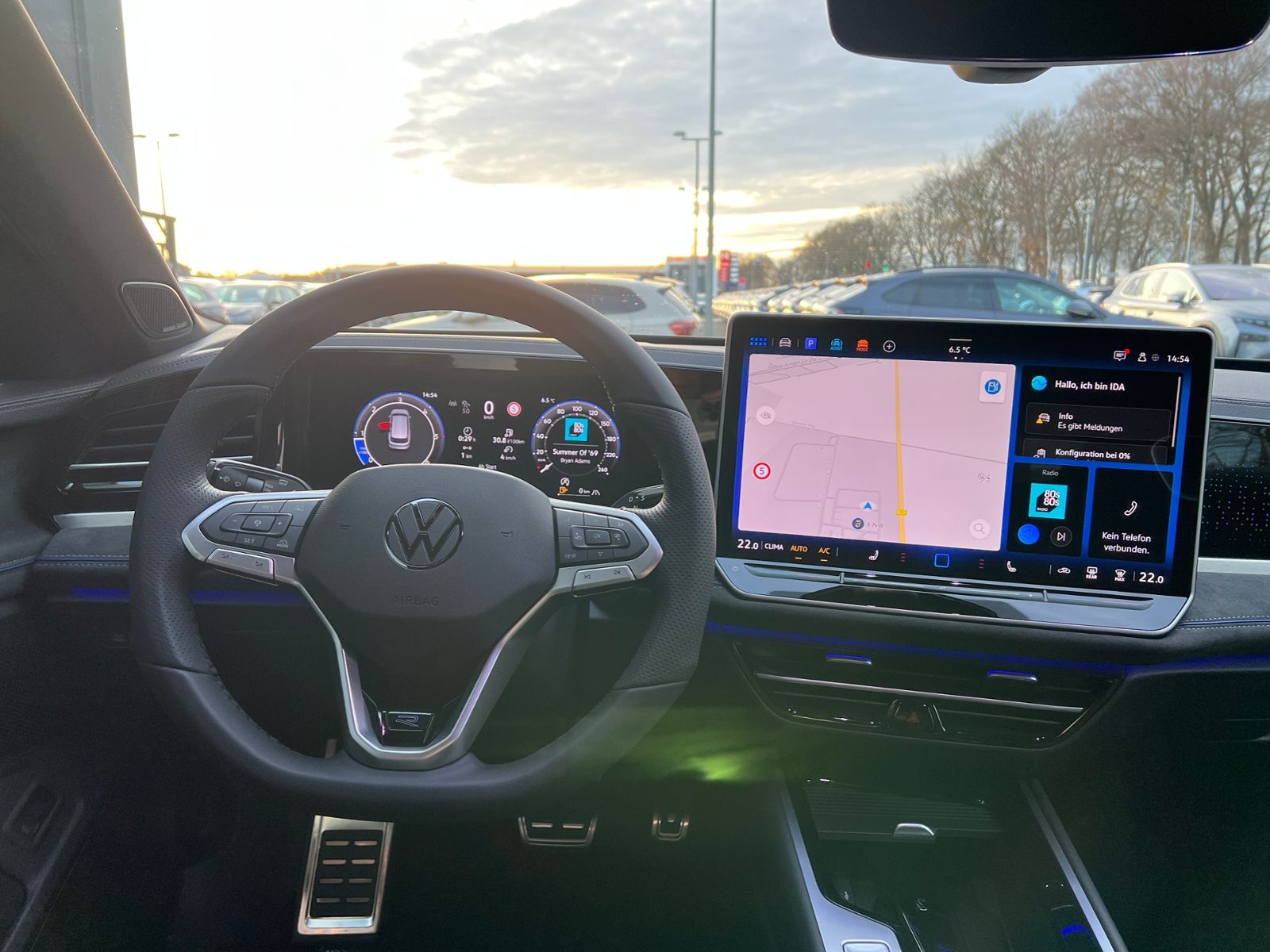 Fahrzeugabbildung Volkswagen Passat Variant R-Line 2.0 TDI DSG 4MOTION *AHK,