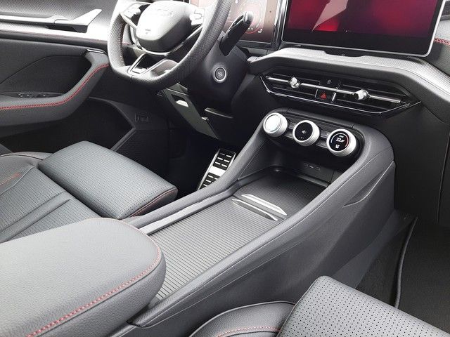 Fahrzeugabbildung Skoda Kodiaq RS 2.0TSI DSG 4x4 AHK Matrix 360° HeadUp
