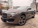 Maserati Levante 3.0D GT/R-CAM/NAVI/SHZ/LEDER/S-HEFT/EU6* - gebrauchte Maserati SUV & Geländewagen