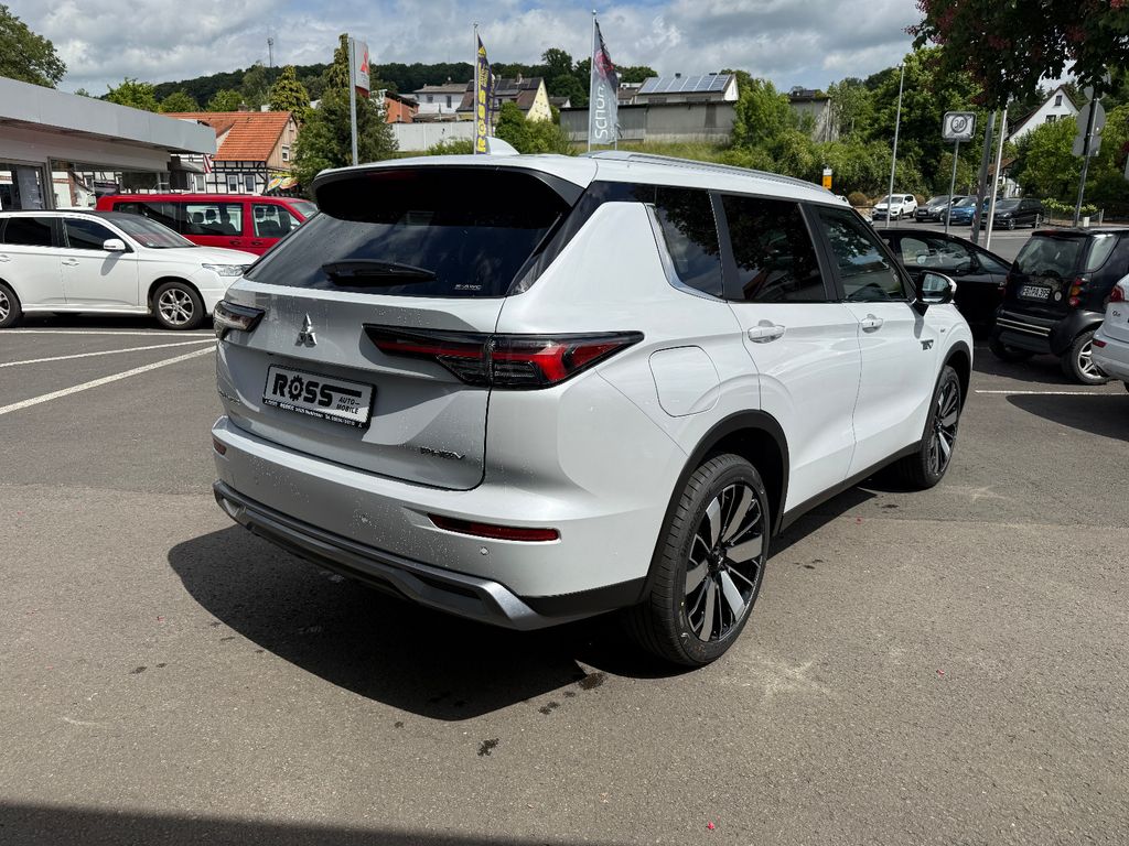 Mitsubishi Outlander — fotografia 3
