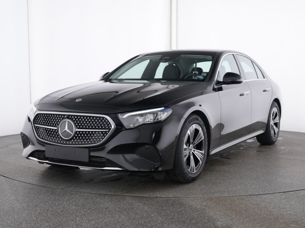 Image of Mercedes-Benz E 200