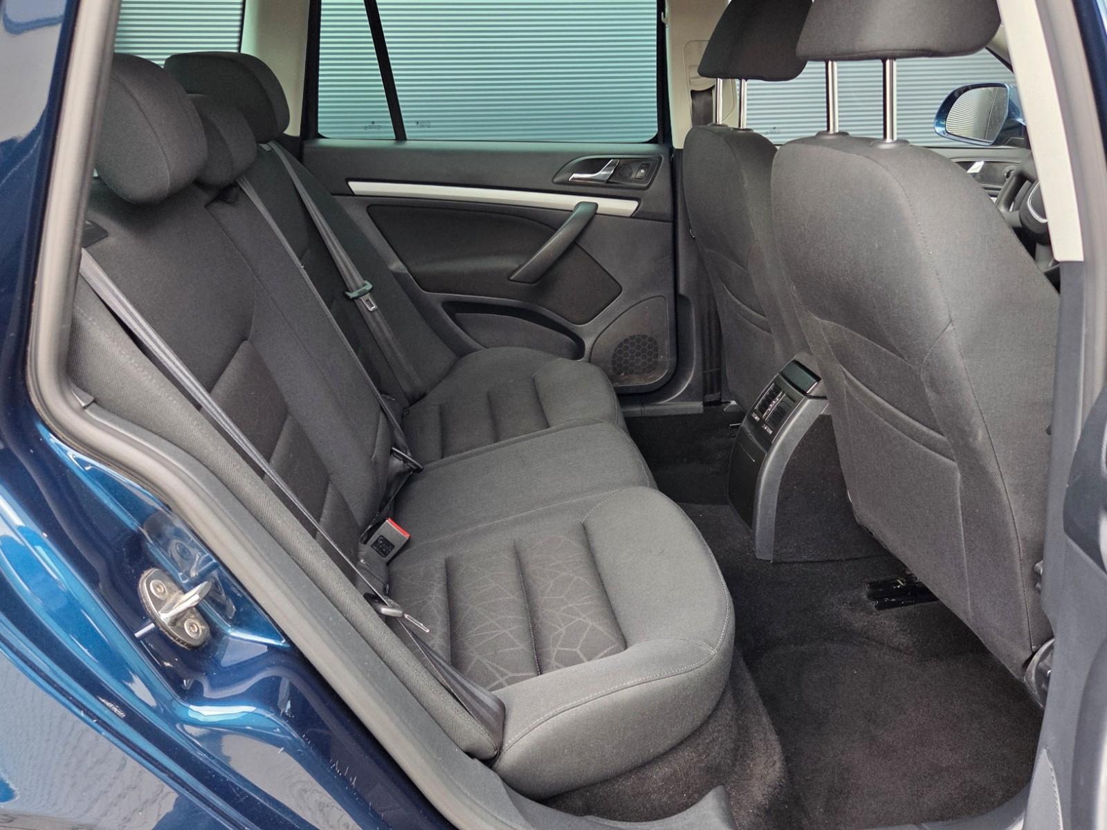 Skoda Octavia 2012 — photo 9
