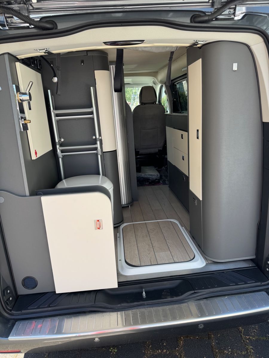 Fahrzeugabbildung Mercedes-Benz Jules Verne **1.Hand** mit festem WC