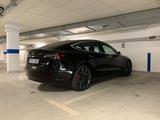 Tesla Model 3 Allradantrieb mit Dualmotor Performa... - Tesla Model 3 in Stuttgart