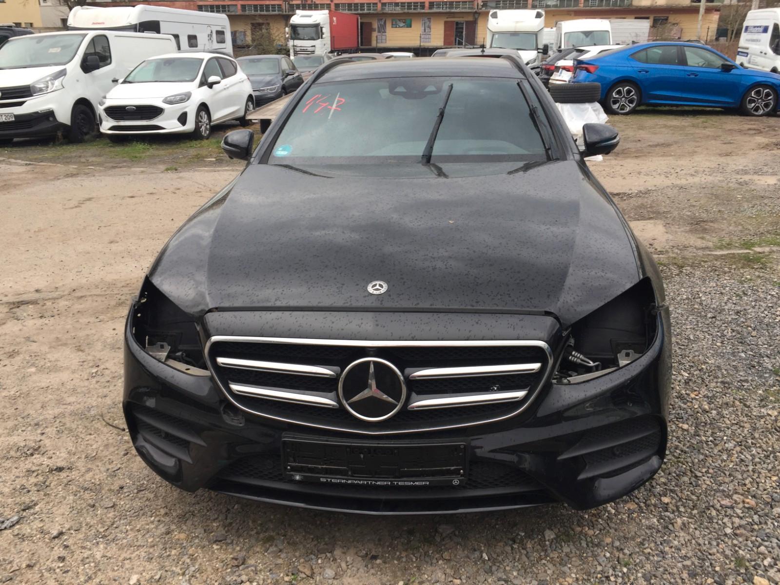 Mercedes-Benz E 300 de  2,0. PANORAMA