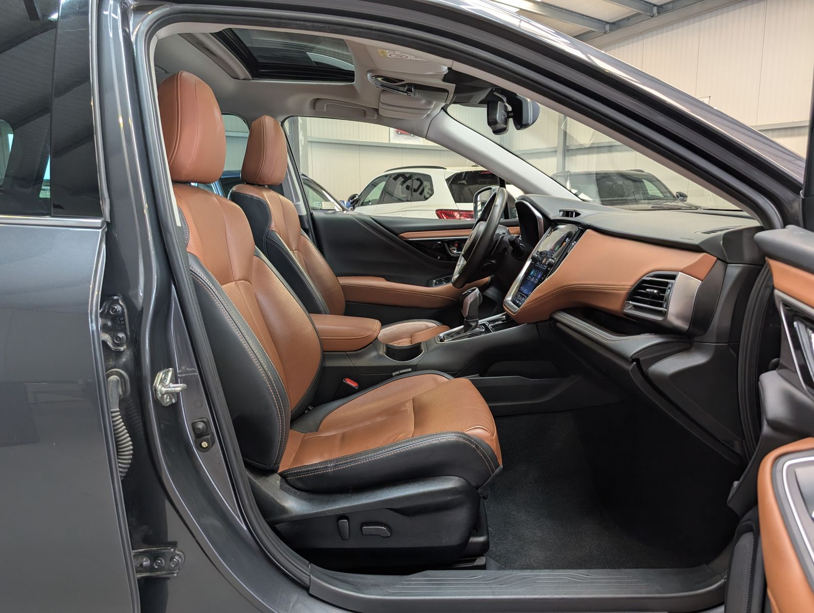 Fahrzeugabbildung Subaru Outback 2.5i Platinum EyeSight AWD LED CAM LEDER