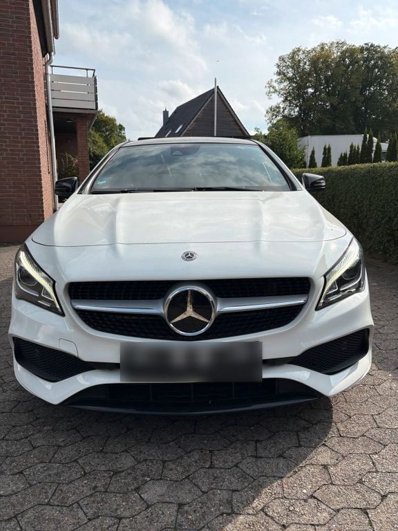 Image of Mercedes-Benz CLA 220